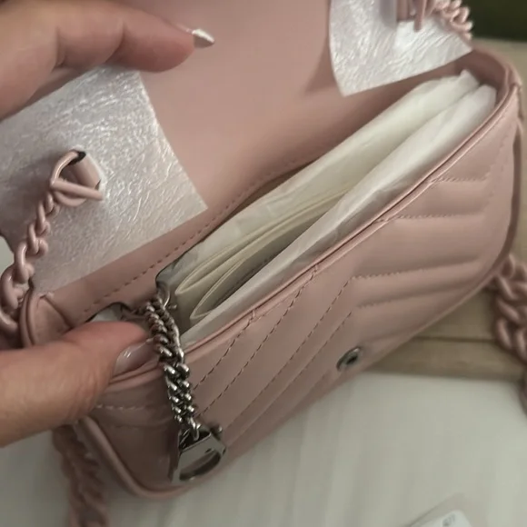 Gucci GG Marmont Belt Bag pink  Msrp $1700+ tax
95cm - Picture 5 of 6